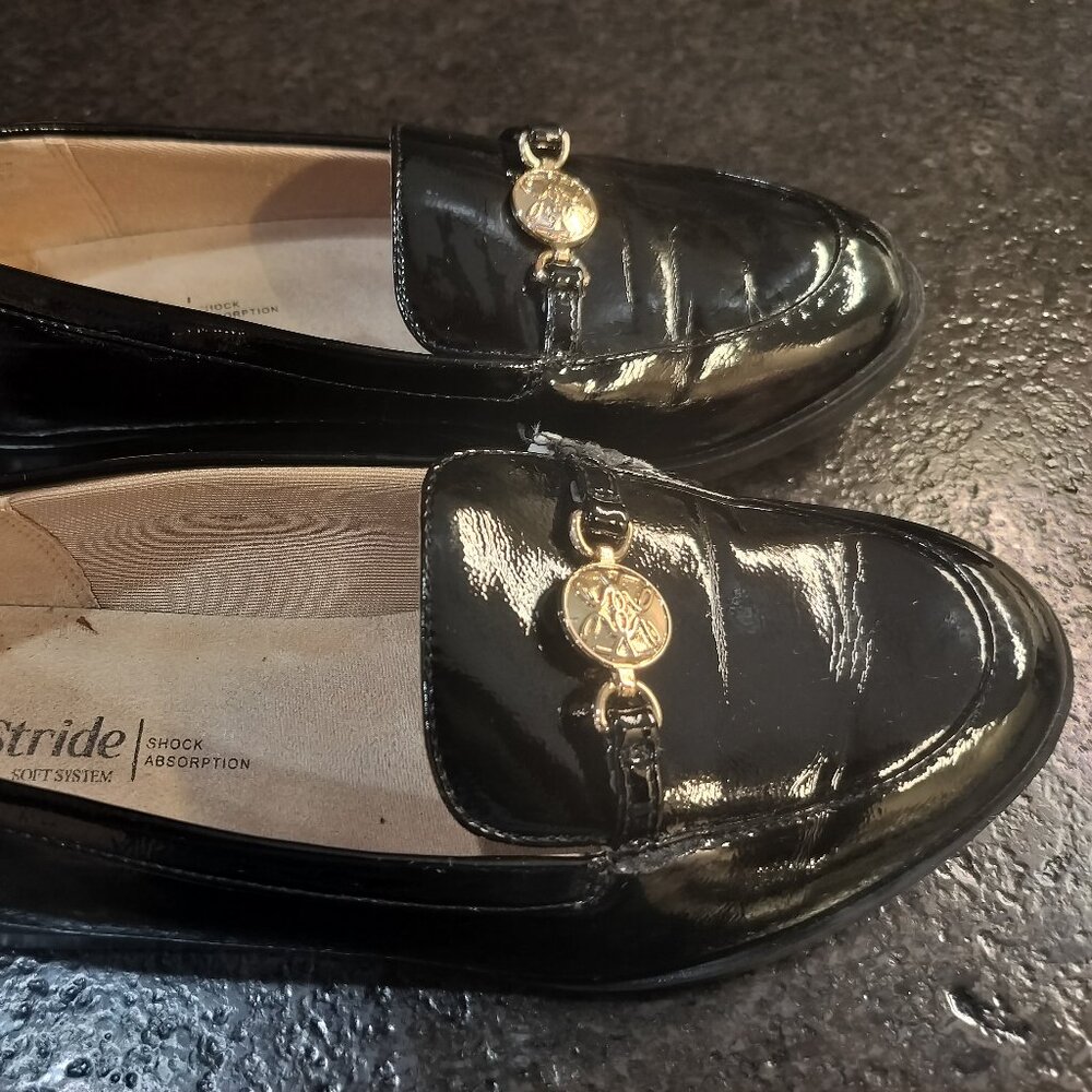 Women's LifeStride Zen Loafer Black US 7 WIDE no box